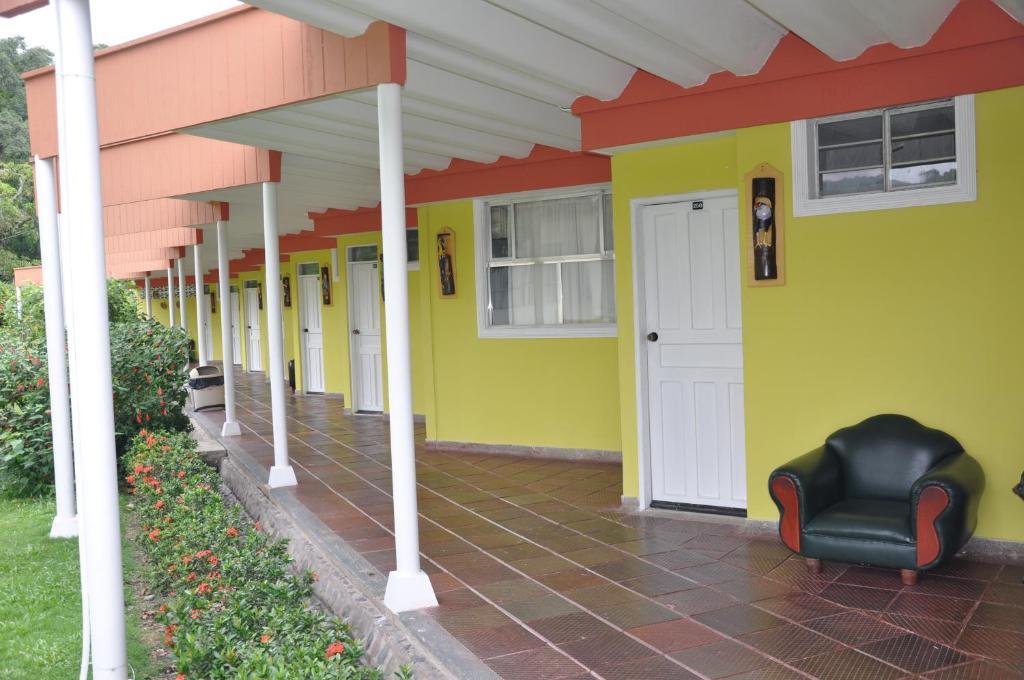 Santa Barbara Hotel Country Villavicencio Eksteriør billede